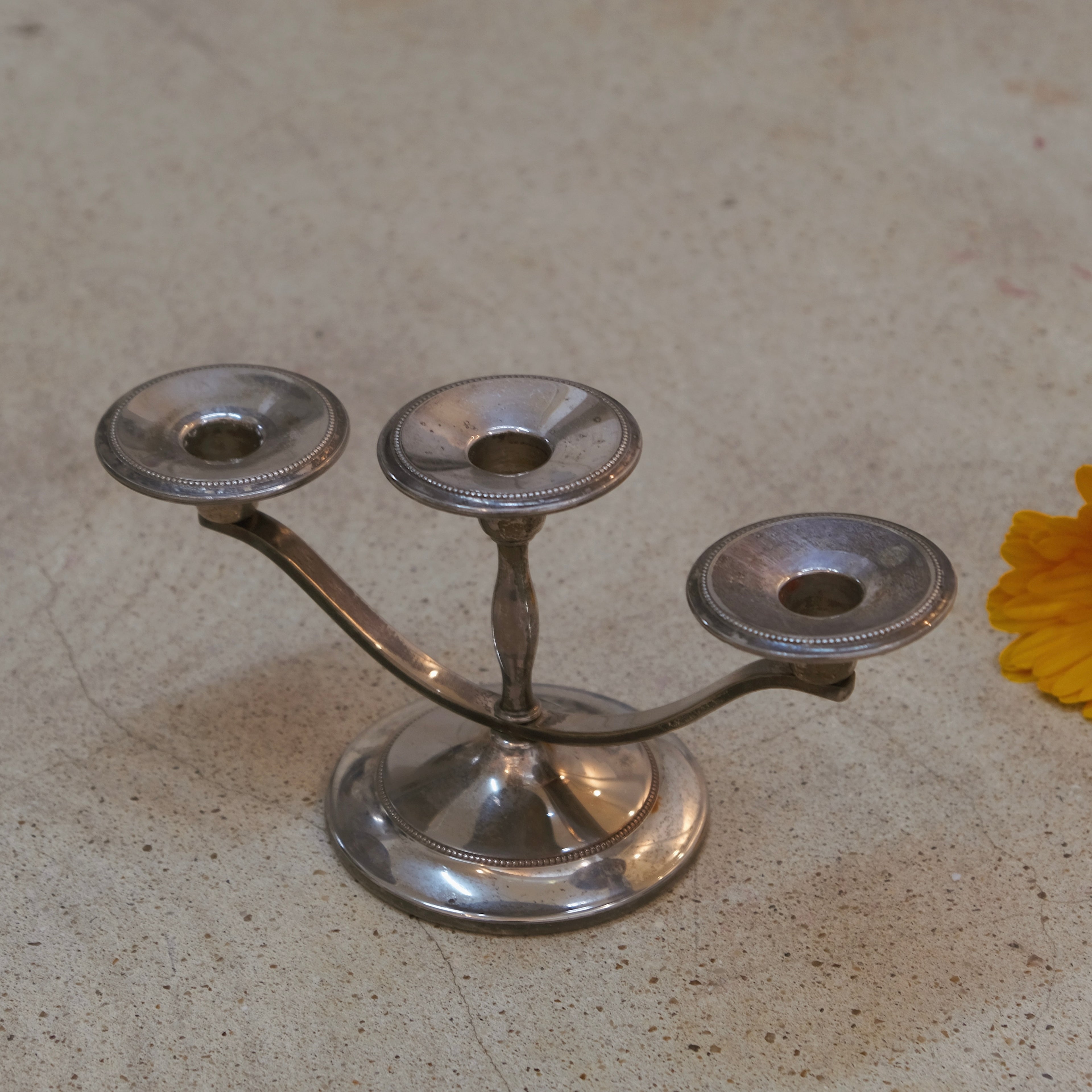銀製三燭座燭台