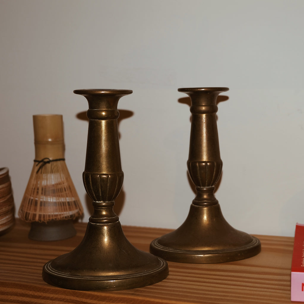 黃銅古董燭台