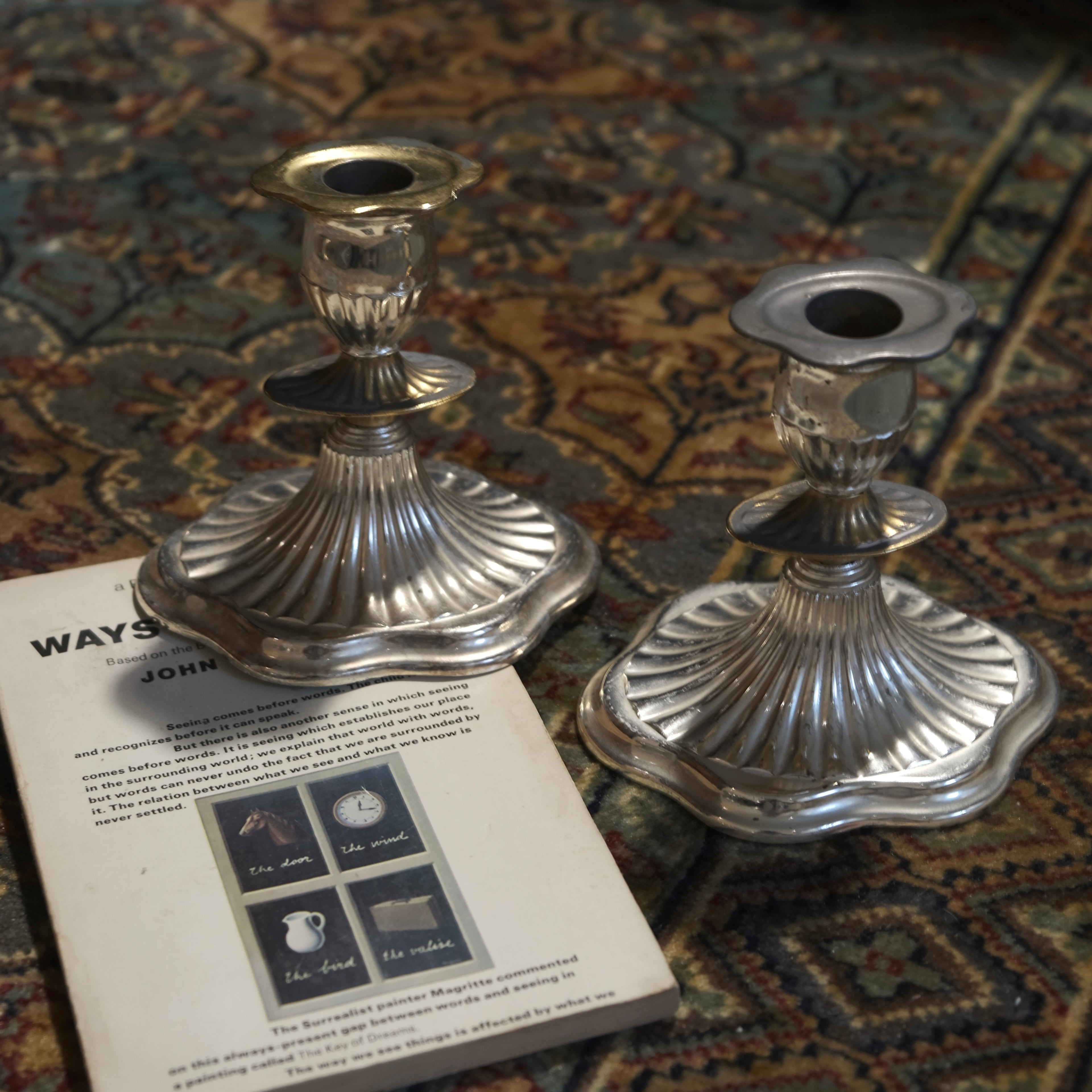 少見貝紋基座燭台