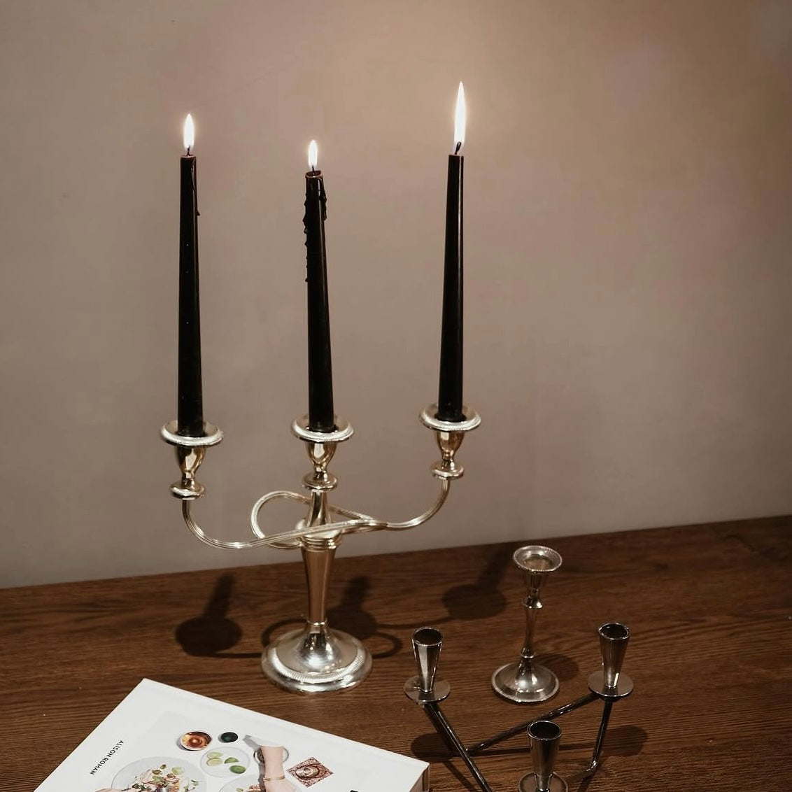 稀有扭結設計三燭座燭台